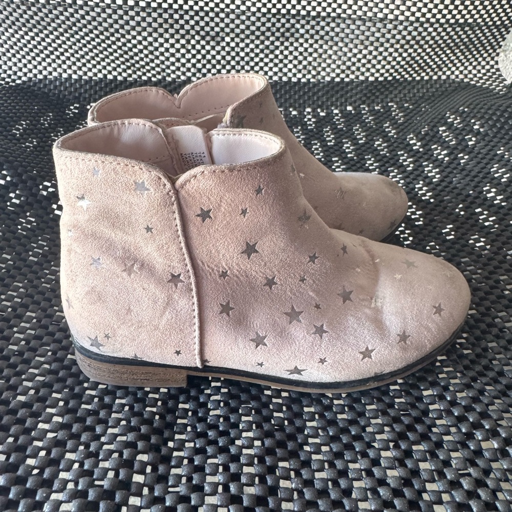 Cat & Jack Tan Starry Kids Boots